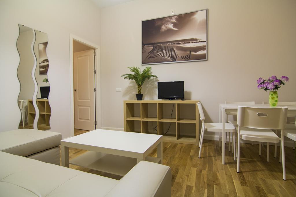 Apartamentos Aloha 2 Centro เอลปูแอร์โต เด ซานตามาริอา ภายนอก รูปภาพ